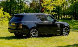 Bild 3/50 von Land Rover Range Rover V8 Armoured (2022)