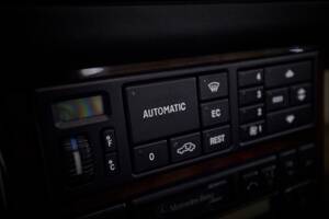 Image 81/100 de Mercedes-Benz SL 280 (1995)