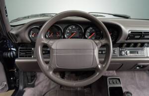 Bild 19/27 von Porsche 911 Turbo 3.6 (WLS) (1993)