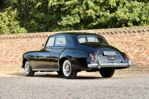 Image 2/50 de Rolls-Royce Silver Cloud III (1965)