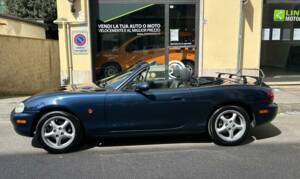 Image 1/10 of Mazda MX-5 1.6 (1999)