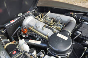 Image 15/50 of Mercedes-Benz 190 SL (1960)
