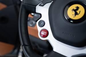Image 16/47 of Ferrari FF (2015)