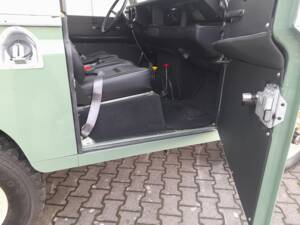 Immagine 7/29 di Land Rover 88 (1974)