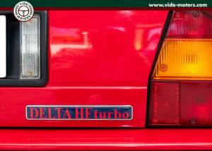 Image 4/15 de Lancia Delta 1.6 HF (1991)