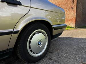 Imagen 21/100 de BMW 518i (1991)