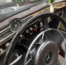 Image 14/18 of Mercedes-Benz 190 Db (1959)