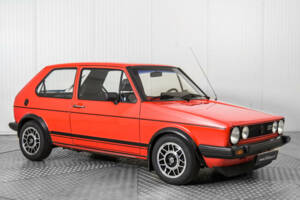 Immagine 5/50 di Volkswagen Golf Mk I GTI 1.8 (1983)