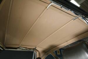 Imagen 43/50 de Mercedes-Benz 380 SL (1984)