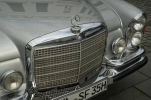Image 7/95 of Mercedes-Benz 280 SE 3,5 (1970)