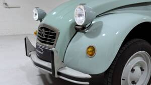 Image 8/38 of Citroën 2 CV 6 (1982)