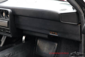 Afbeelding 17/44 van Ferrari 328 GTS (1987)