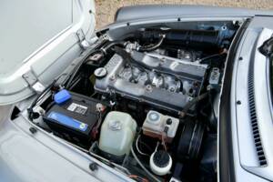 Immagine 16/50 di Alfa Romeo 2.0 Spider QV (1988)