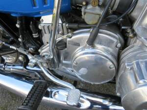 Image 30/49 of Suzuki GT 750 K (1973)
