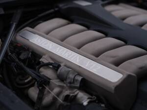 Bild 40/42 von Aston Martin DB 7 Vantage (2001)