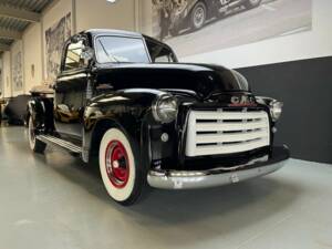 Image 2/50 of GMC 3500 1-ton (1951)