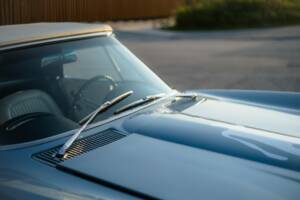 Image 16/35 of Chevrolet Corvette Sting Ray Convertible (1964)