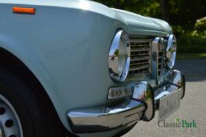 Image 44/50 de Alfa Romeo Giulia 1300 (1967)