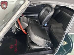 Image 33/68 of Alfa Romeo Spider Veloce 2000 (1977)