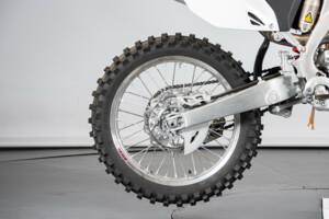 Image 27/50 de Yamaha DUMMY (2008)