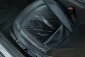 Immagine 26/49 di BMW Z4 2.2i (2004)