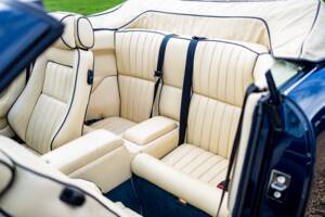 Image 31/50 of Aston Martin Virage Volante (1997)