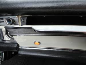 Image 54/100 of Mercedes-Benz 280 SL (1970)