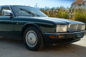 Bild 26/50 von Daimler XJ 6 4.0 (1991)