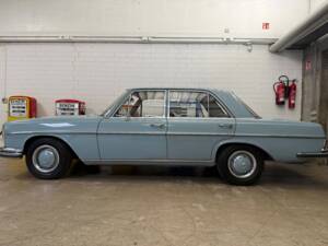 Afbeelding 1/20 van Mercedes-Benz 250 SE (1967)
