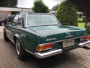 Image 2/20 of Mercedes-Benz 230 SL (1967)