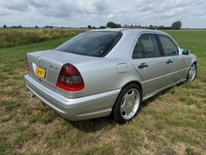 Bild 7/8 von Mercedes-Benz C 43 AMG (1998)