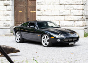 Bild 2/42 von Jaguar XKR (2003)