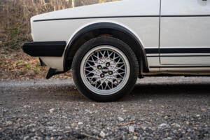 Bild 23/58 von Volkswagen Golf I GTI 1.6 (1982)