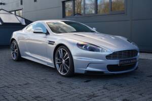 Immagine 22/50 di Aston Martin DBS (2011)