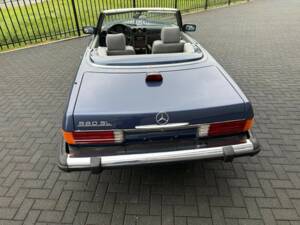 Image 8/46 de Mercedes-Benz 560 SL (1986)
