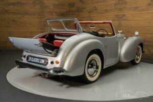 Immagine 7/19 di Triumph 2000 Roadster (1949)