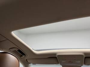 Image 12/25 of Volkswagen Phaeton 3.0 V6 TDI (2011)