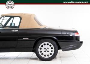 Bild 4/14 von Alfa Romeo 2.0 Spider (1992)