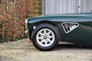 Image 16/29 of Austin-Healey 3000 Mk II (BT7) (1962)