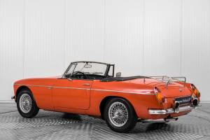 Bild 8/50 von MG MGB (1974)