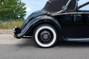 Afbeelding 13/70 van Jaguar Mk V  3.5 Litre (1950)