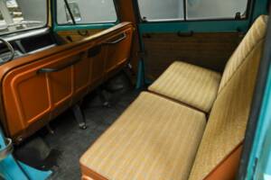 Image 26/50 of FIAT 900E (1980)