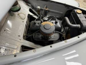 Bild 13/50 von Peugeot 203 C (1960)