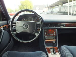 Image 12/14 of Mercedes-Benz 420 SEL (1989)