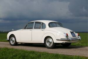 Obraz 10/50 pojazdu Jaguar 240 (1968)