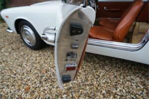 Image 15/50 of Lancia Flaminia GT 2.5 3C Touring (1964)