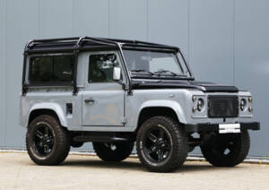 Image 7/56 of Land Rover 90 (1990)
