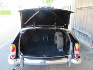 Image 12/20 of Mercedes-Benz 220 S (1958)