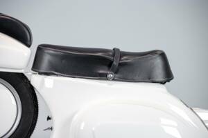 Image 39/41 de Piaggio Vespa 50 SS (1966)
