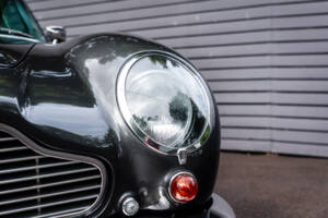 Imagen 48/49 de Aston Martin DB 6 Mk II (1970)